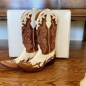 Old Gringo Tan/White Vencida Boots